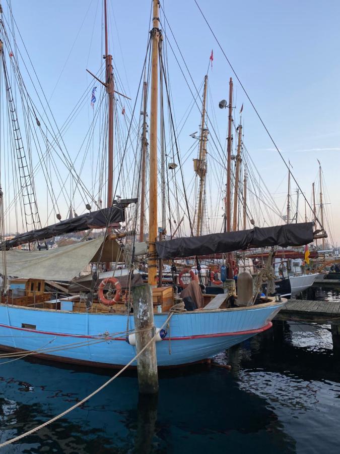 Zentrumsnahe Schoene Altbauwohnung Bis 4 Personen Φλένσμπουργκ Εξωτερικό φωτογραφία